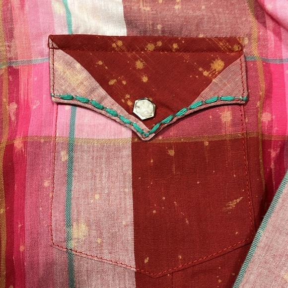 Wrangler EUC Pearl Snap Button Front Long Sleeve Western Shirt Pink Plaid Medium - Picture 3 of 11